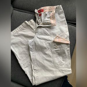 Cargo pants with floral lining! These gorgeous light weight pants are great